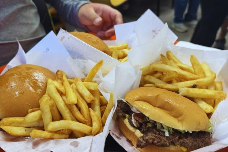 Vicki's Lunch Van - Burgers & Fries