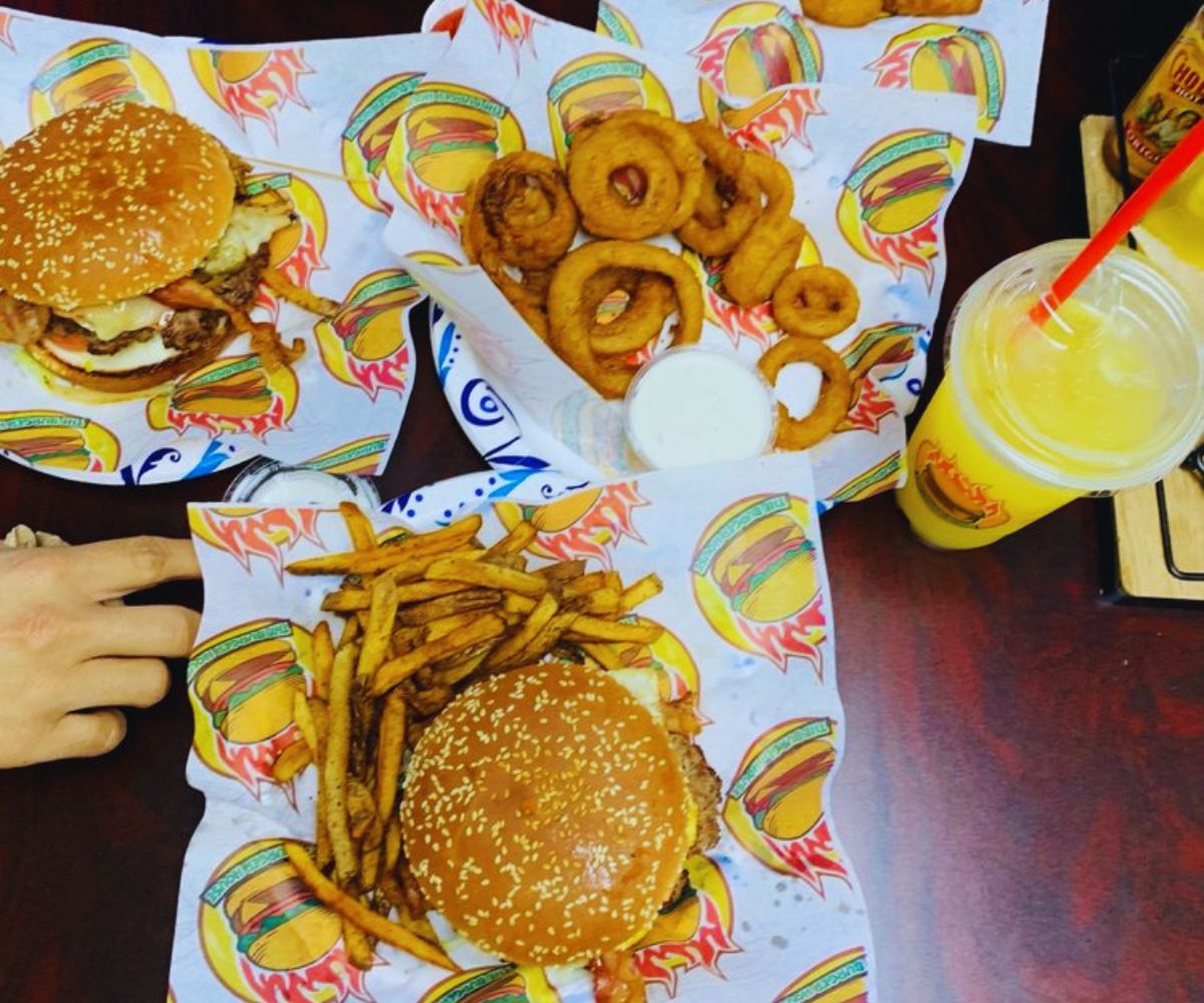 The Burger House - Burgers, Fries & Onion Rings