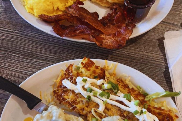 Biscuits Cafe - Biscuit and Gravy, Pancake Combo