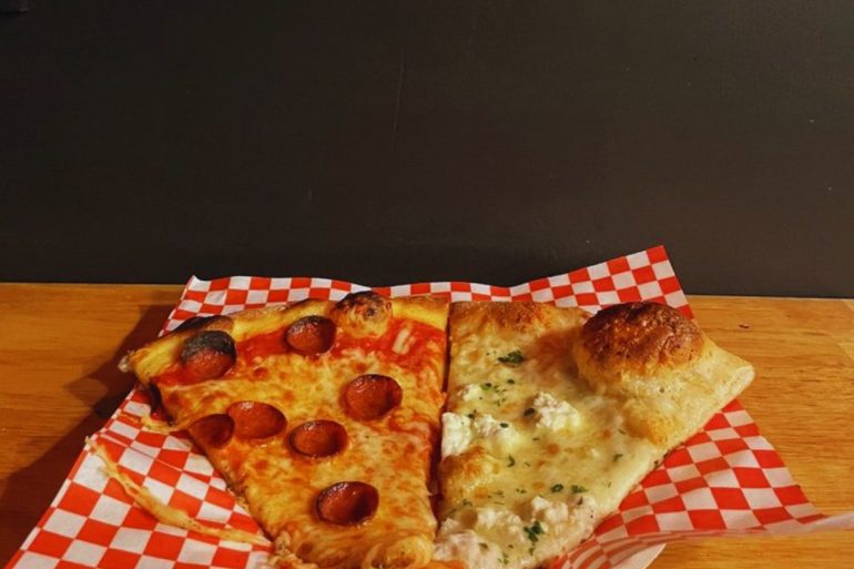 Loosies Pizza - Pepperoni & White Ferrari