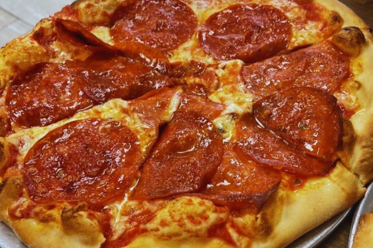 El Hornito Wood Fired Pizza - Pepperoni