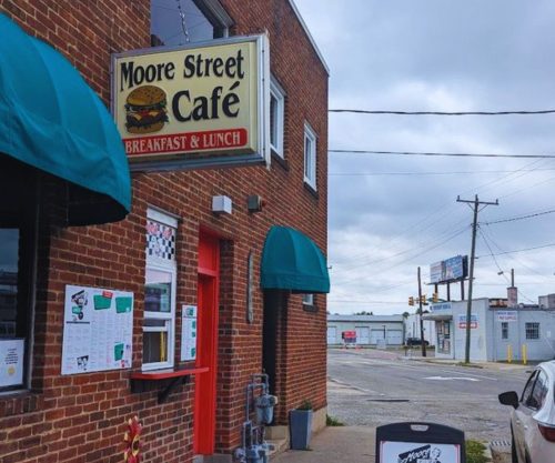 Moore Street Café - Store Sign