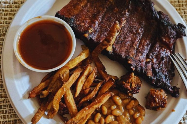 Photos for Steamboat BBQ