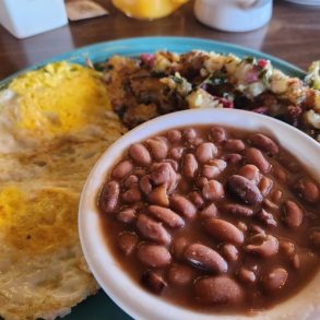 Food at Miz Zip's located in Flagstaff AZ