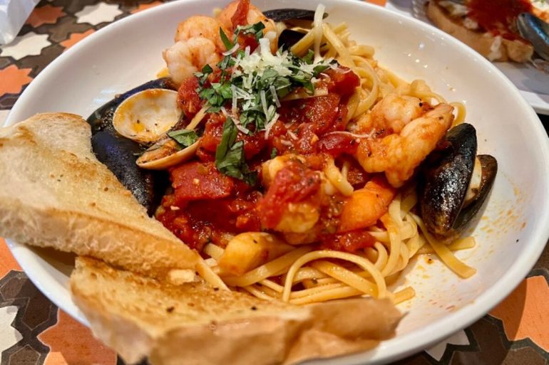 Food at Mama's Pizzeria located in McAllen TX
