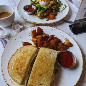 Photos for Eat This Cafe