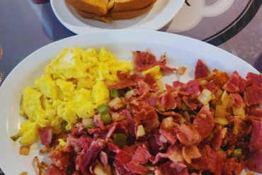 Photos for Lou's Diner
