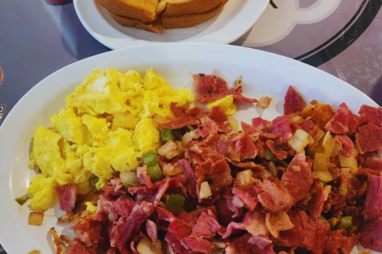 Photos for Lou's Diner