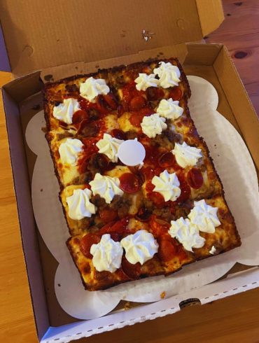 Photos for Blue Pan Pizza