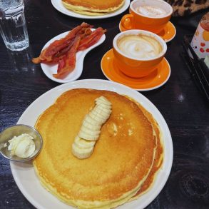 Photos for Sleepy Bee Cafe - Downtown