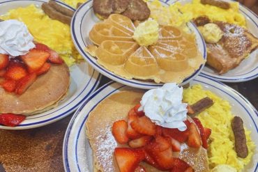 Photos for Pocahontas Pancakes