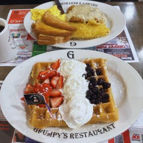 Photos for Grumpy's Restaurant