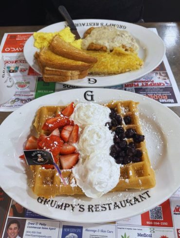 Photos for Grumpy's Restaurant
