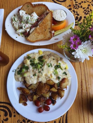Photos for Lucky's Cafe