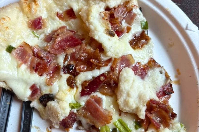 Mashed Potato, Bacon & Scallion Pizza at Fetta Specialty Pizza & Spirits in Owensboro, Kentucky