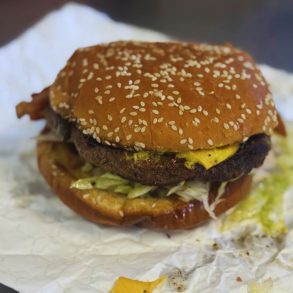 Harvey B's - Bacon Cheese Burger