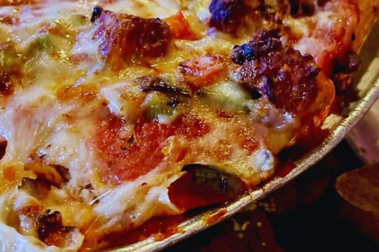 Fixture Pizza Pub - Pizza Close-up