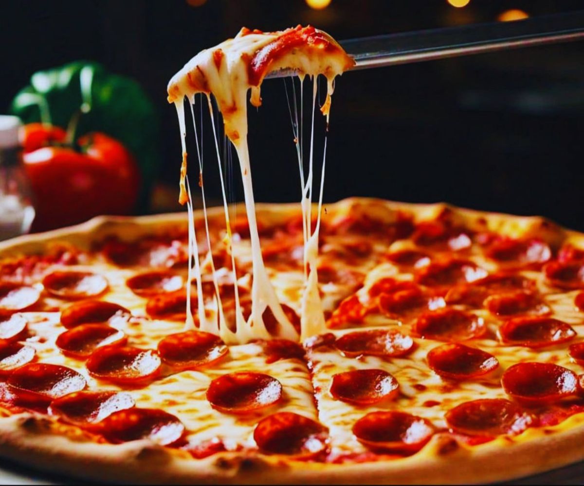 Wowmia Pizza - Pepperoni Cheese Pull