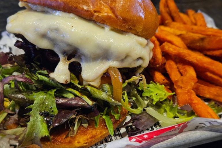 Food in Cold Beers & Cheeseburgers, Euless, TX