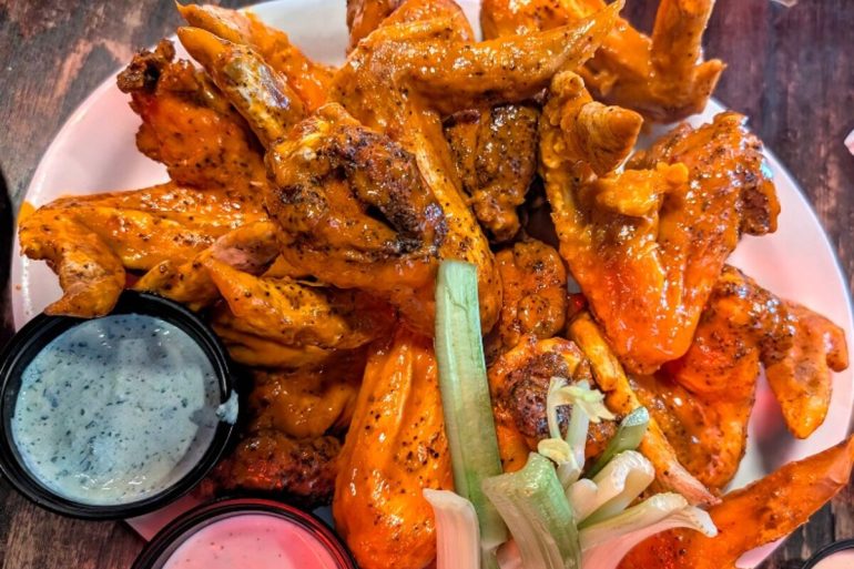 Food in The Peanut, Overland Park, KS