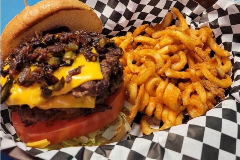 Food in Mixed Up Burgers, Grand Prairie, TX