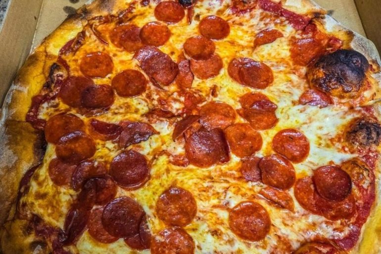 Food in Pasquale's Pizza, Coral Springs, FL