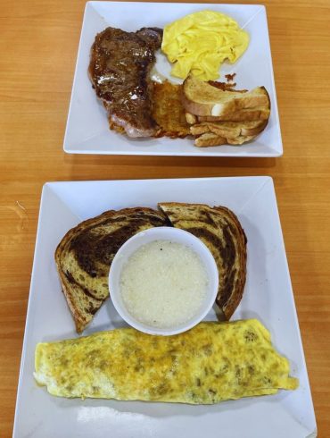 Photos for The Cracked Egg Diner