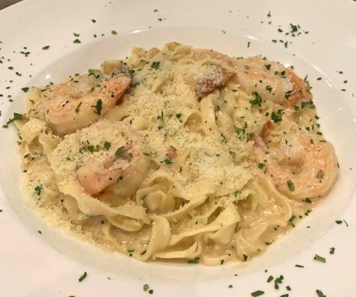 Fettuccine Alfredo con Gamberi at Semifreddo Italian Cuisine in Manassas, Virginia
