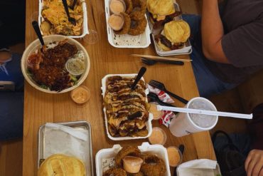 Seven Brothers - Burgers & Other Food