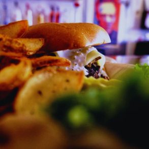 Key & Cleaver - Burger Close-up
