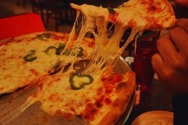 Dipiazza Pizzeria - Featured Image Extra Cheese y Algo Más