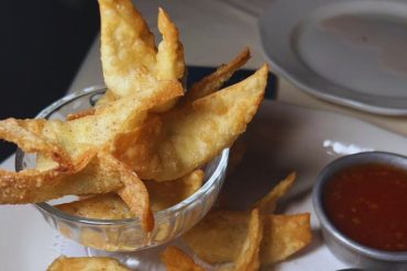 Monkey Bar - Crab Rangoon