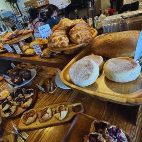1748 Bakehouse - Different Bread