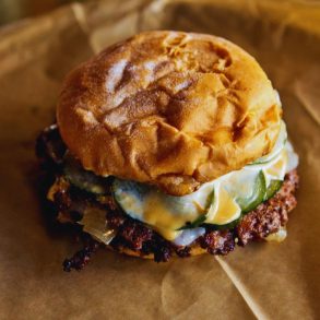 Settle Down Tavern - Good Idea Burger