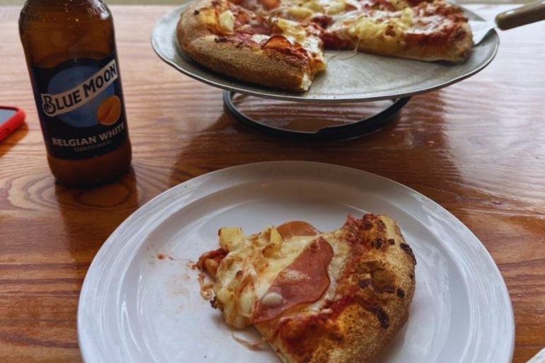 Abella Pizzeria - Hawaiian - Small 10-inch & Beer