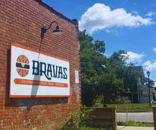 Bravas - Store Sign