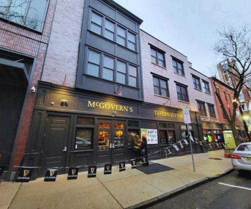 McGovern's Tavern - Storefront