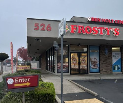 Frosty's Burgers - Storefront