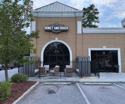 Honey and Hooch - Front Entrance & Patio Info Box