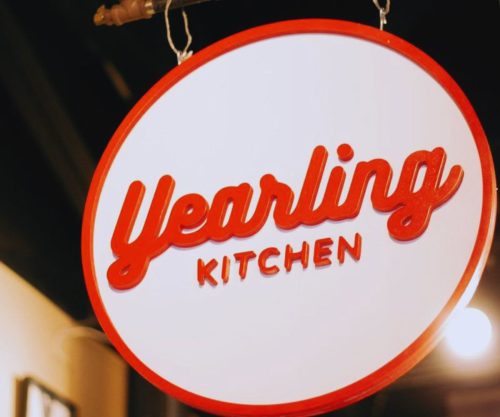 Yearling Pizza - Logo