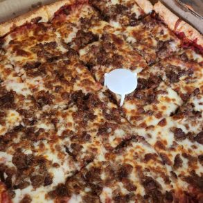 Food in Lindsey's Pizza, Canton, OH