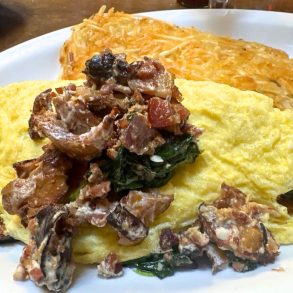 Mushroom Omelette at Morning Glory in Ashland, Oregon