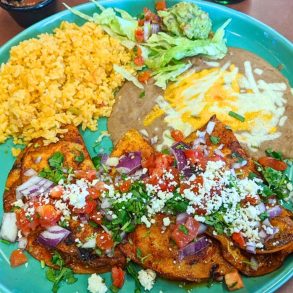 Tacos de Barbacoa at El Columpio in Mitchell, South Dakota