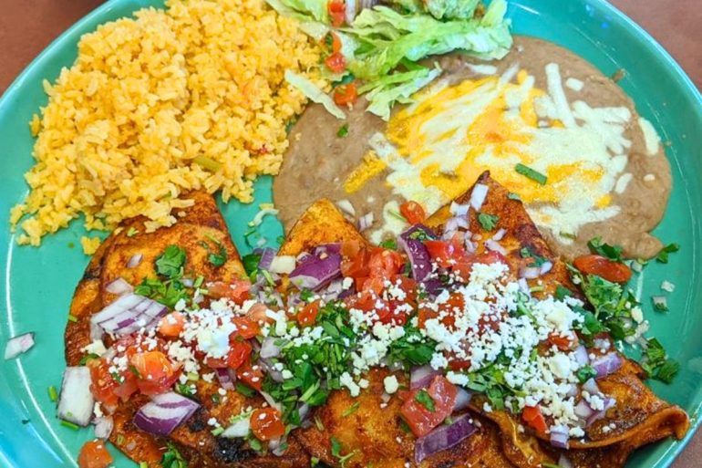 Tacos de Barbacoa at El Columpio in Mitchell, South Dakota