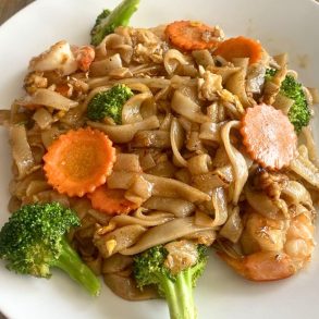 Pad See Ew at Singha Thai in Kettering, Ohio