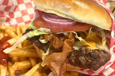 Southwest Burger at Hall of Flame Burgers in Ruidoso, NM