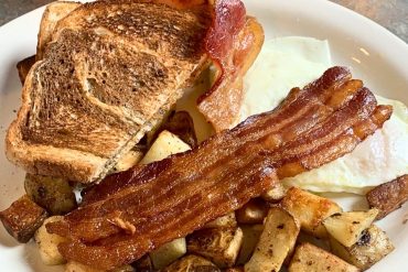 New England Breakfast at Banners Restaurant in Conway, New Hampshire