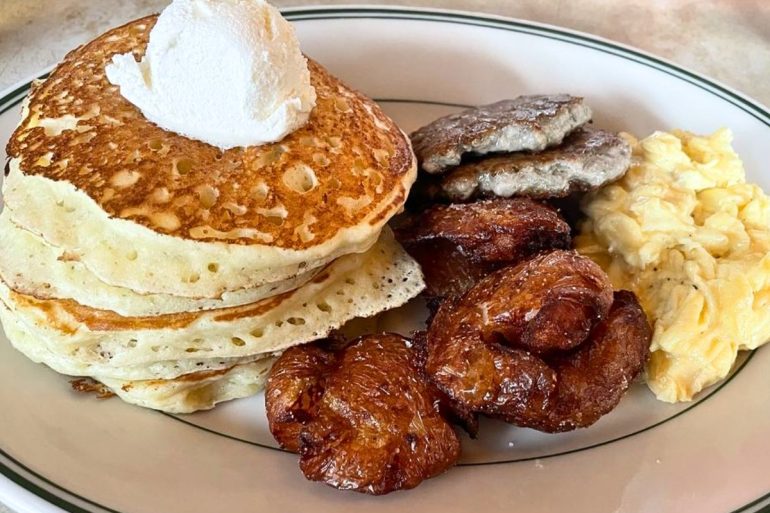 Lumberjack Breakfast at Palace Diner in Biddeford, Maine