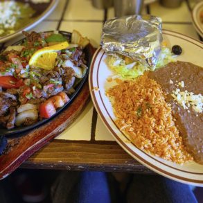 fajitas at la cabinita in glendale, CA