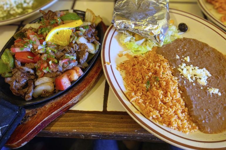 fajitas at la cabinita in glendale, CA